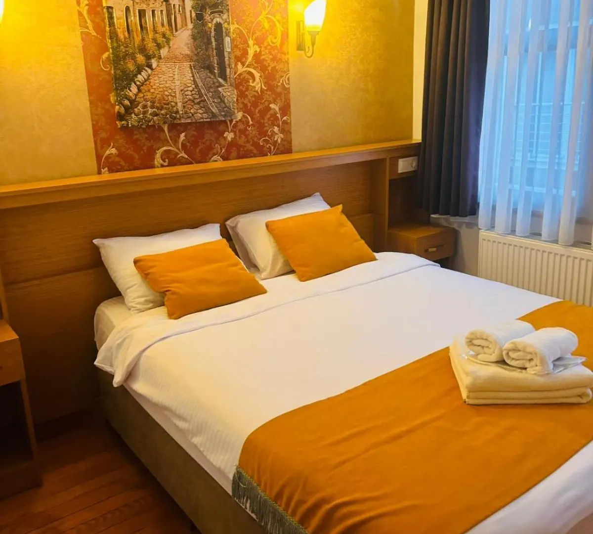 Lebon Hotel-Special Class Istambul 3*,